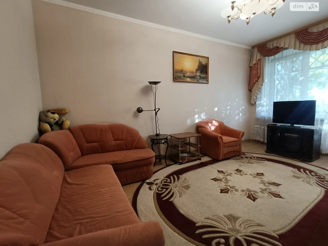 Продажа Квартиры, Військове містечко