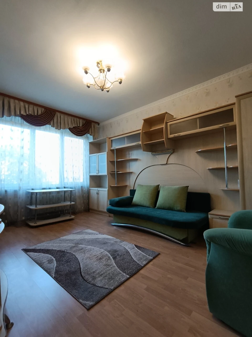 Продажа Квартиры, Військове містечко