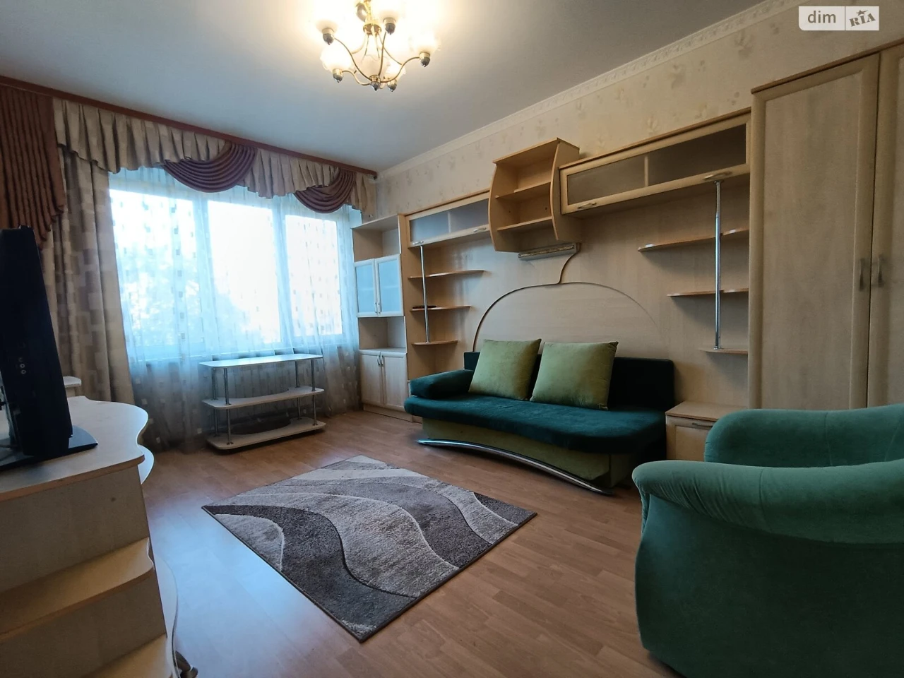 Продажа Квартиры, Військове містечко