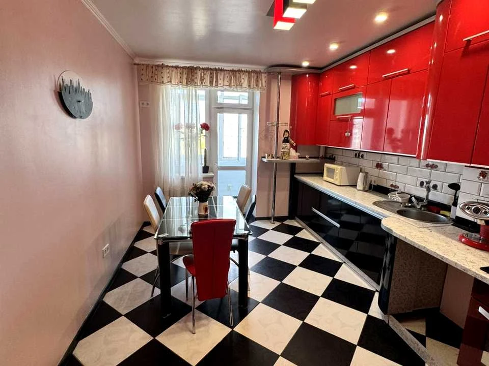 Apartment. Leonid Perfetsky Street, Lviv