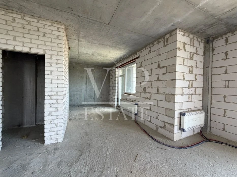Penhouse for sale, 284 sq.m., in the premium residential complex Residence on Novg