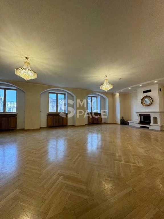 Luxury two-level apartment for sale, 235 m² in the center of Kyiv