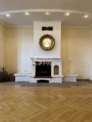 Продається роскошная двухэтажная квартира 235 м² в центре Киева