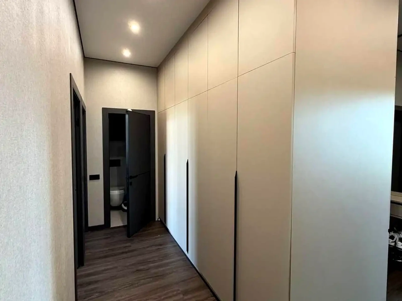 Продажа квартиры 3-комнатной, 77,7 м² на 3-м этаже.