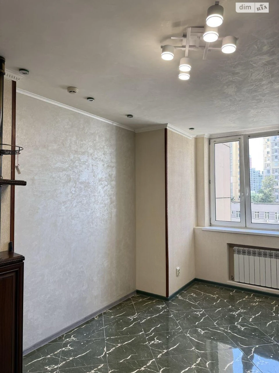 Продаж Квартири, Позняки