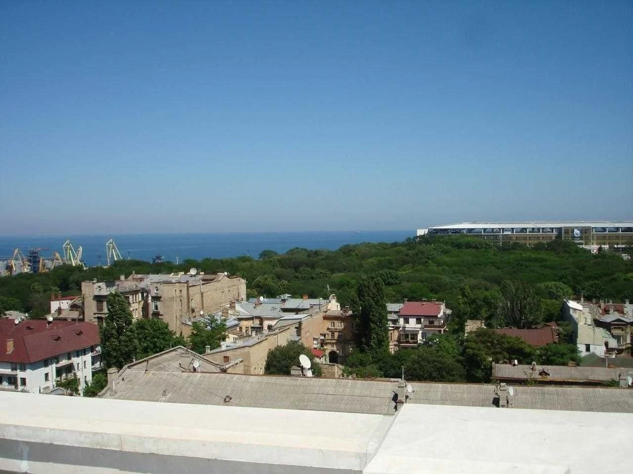 3 комнатная квартира жк Гефест центр города