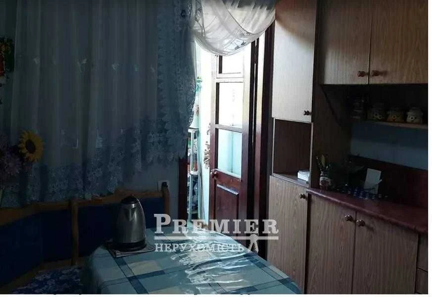 Продається 3-кімнатна квартира на Балківській вулиці, Парк