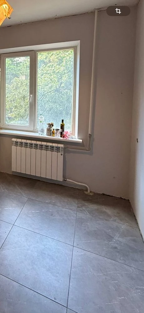 3 room middling floor Tairova