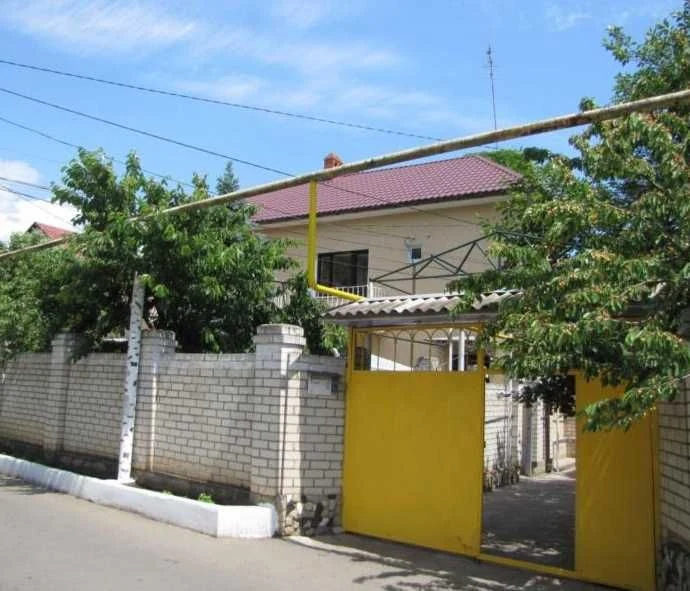 Seafront House in Chernomorka, Central Beach - Great Offer!