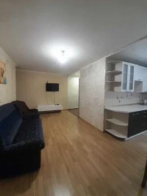Продажа 2-комнатной квартиры с кухней-студией, Металлургов (21