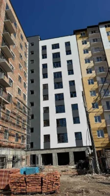 Apartment for sale, center location, installment payment possible.