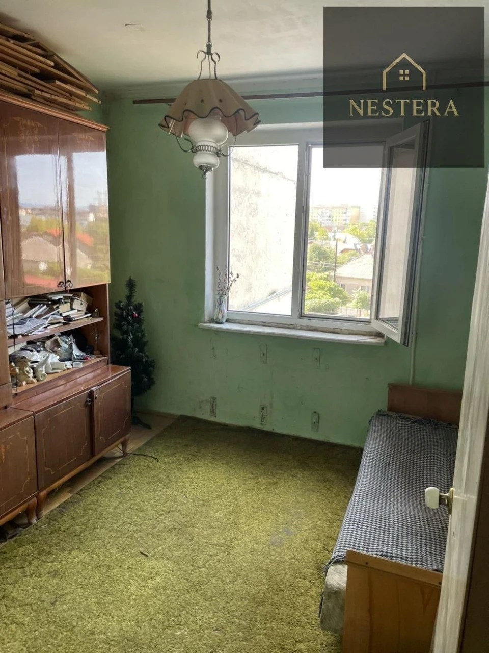 Sale of a 3-bedroom apartment