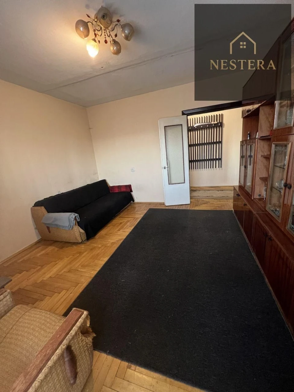 Sale of a 3-bedroom apartment