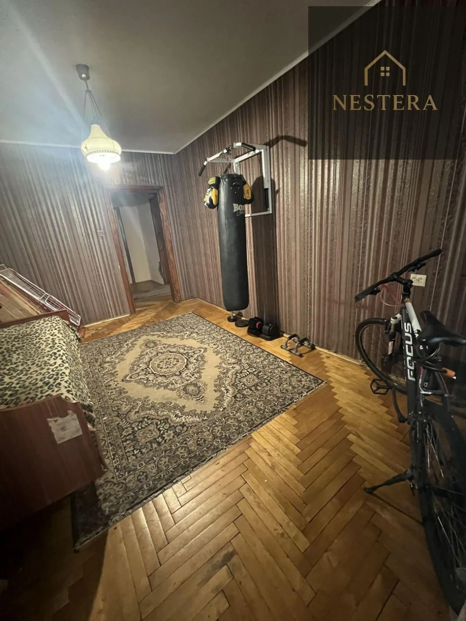 Sale of a 3-bedroom apartment