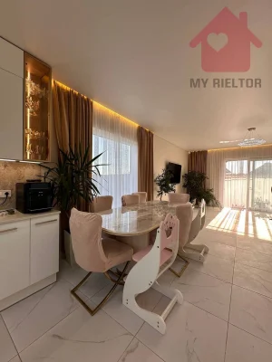 House for Sale, Tabla Area