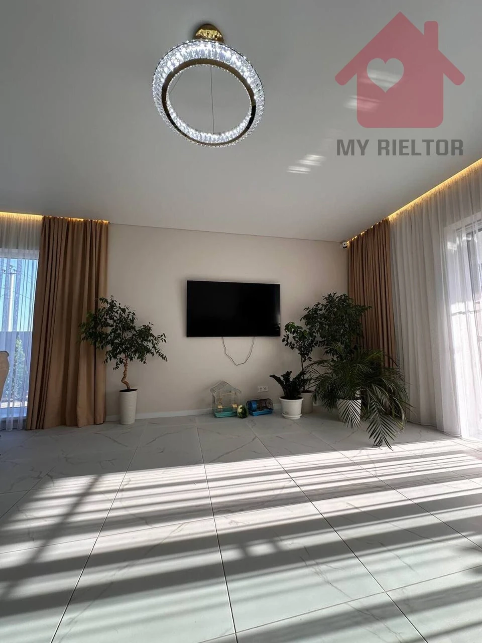 House for Sale, Tabla Area