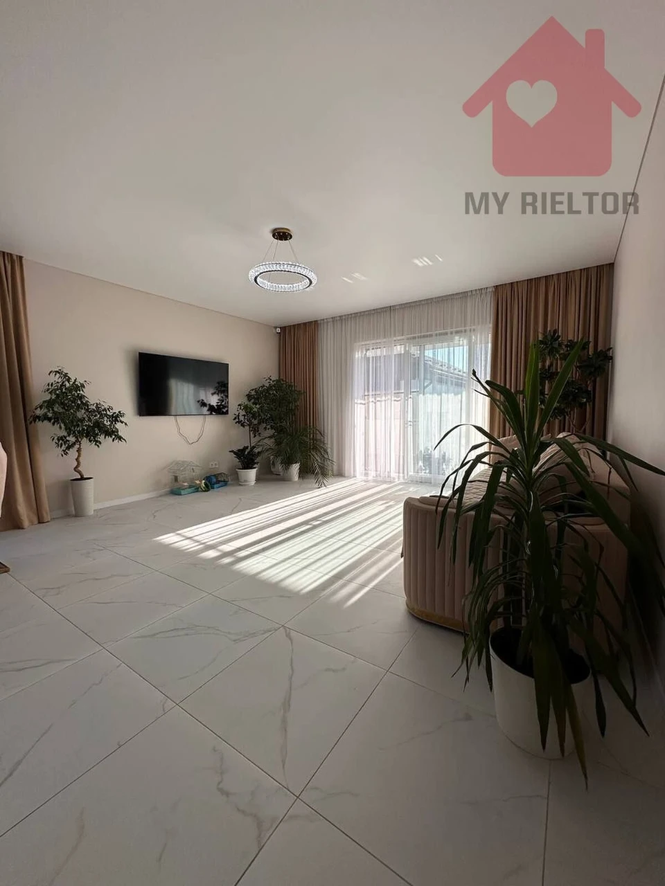 House for Sale, Tabla Area