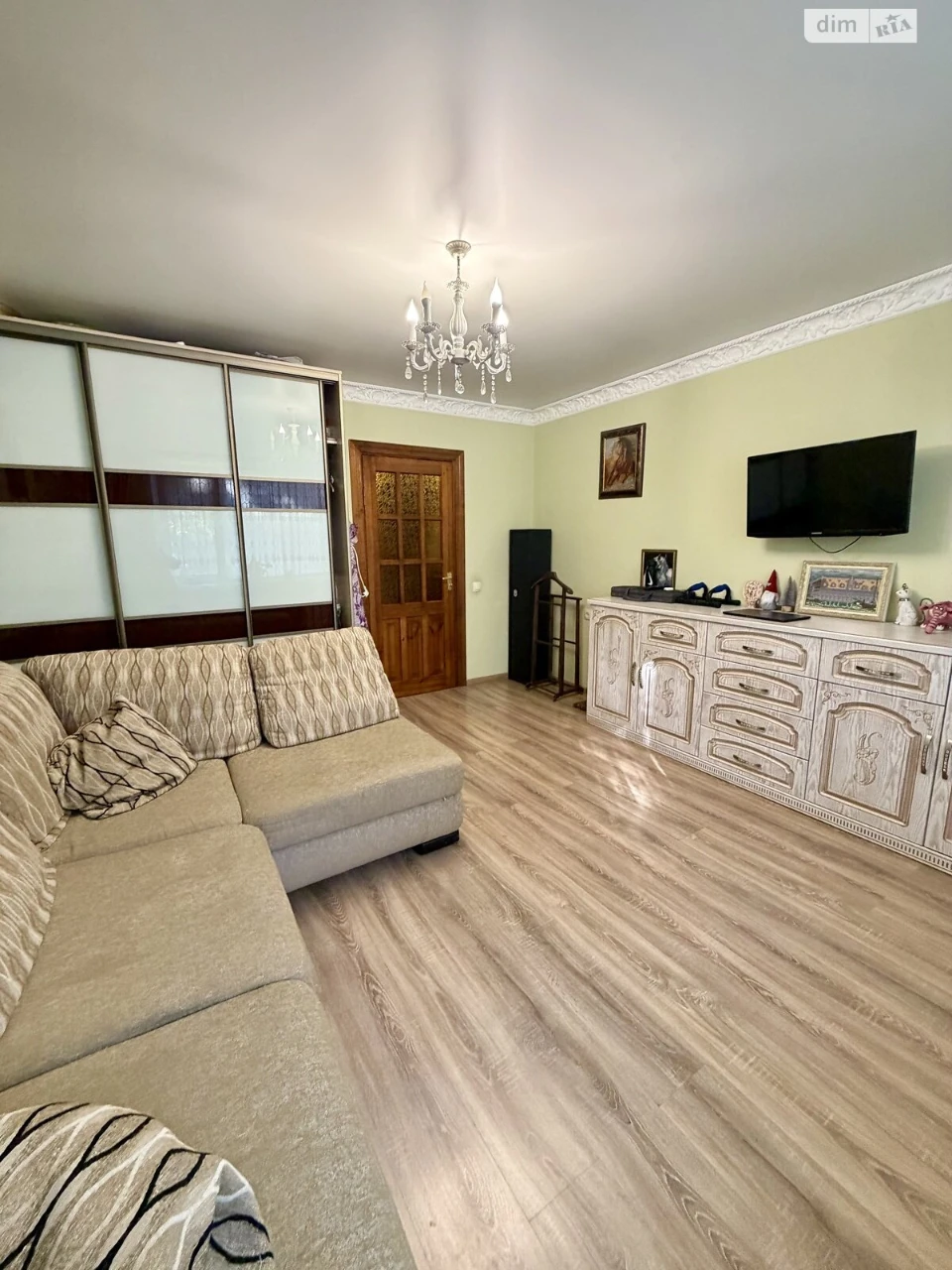Sale of Apartment near the Bus Station