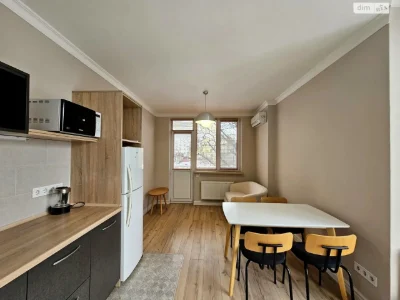 Long-Term Rental Apartment, Syrets'