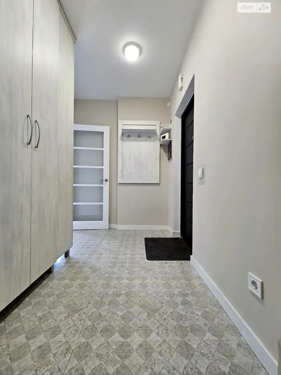 Long-Term Rental Apartment, Syrets'