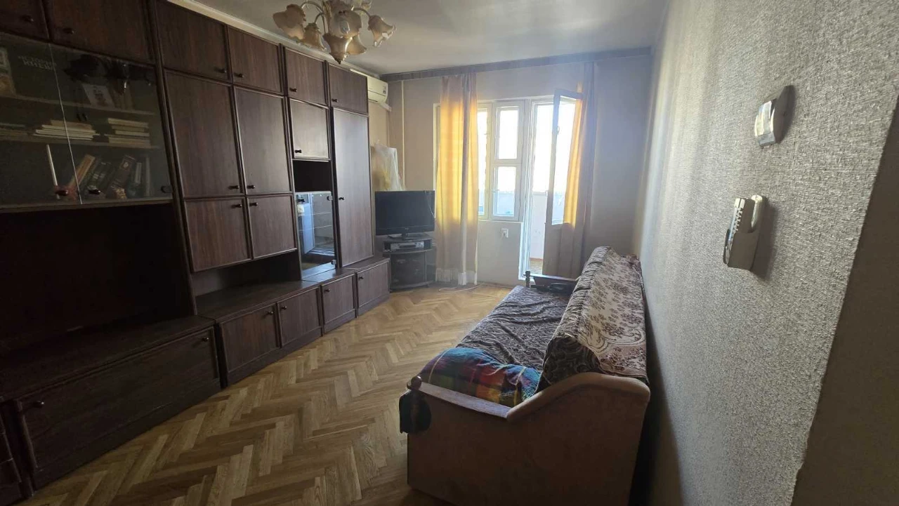 Rent 2-bedroom apartment 51 sq m, Verbitskogo Street