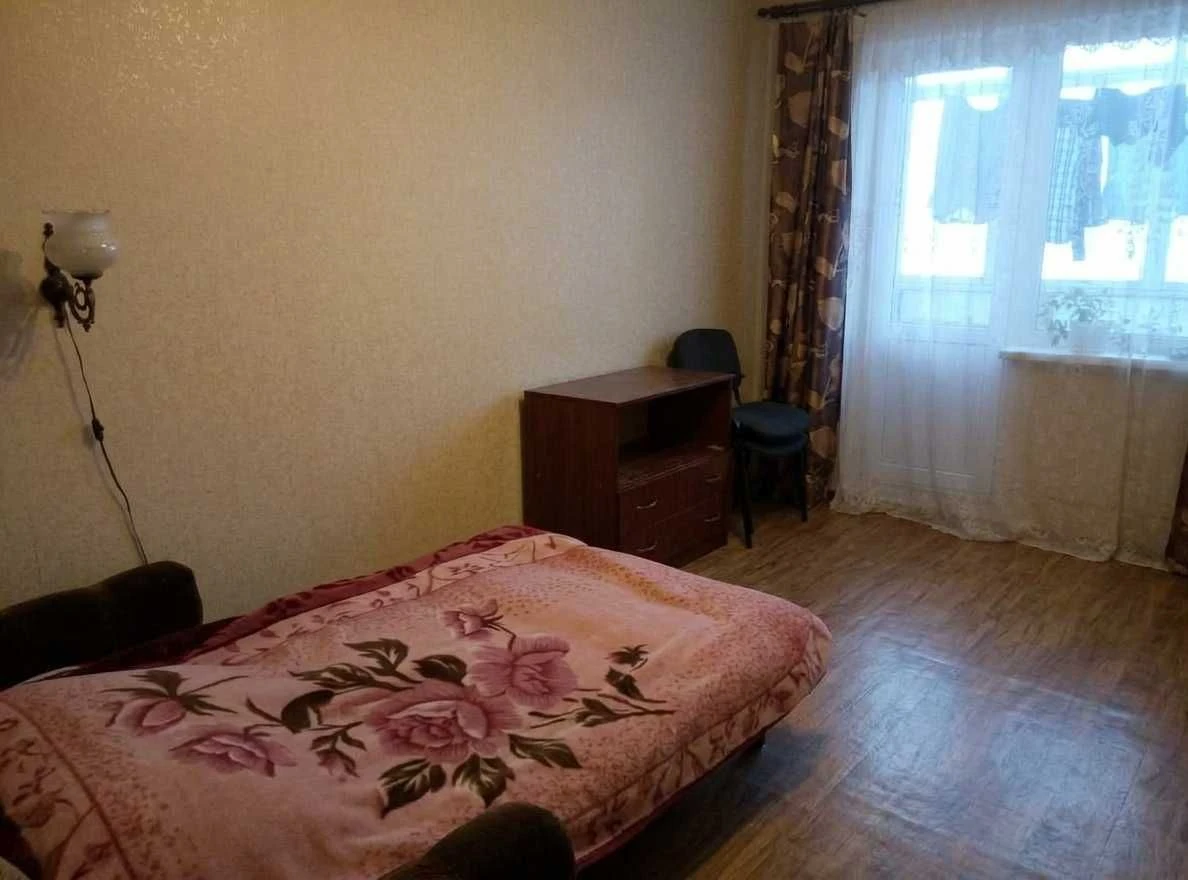 Продається 2-кімнатна квартира