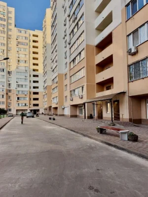 Продаж 3-кімнатного апартаменту в ЖК «Вернісаж» | Таїров (378-6