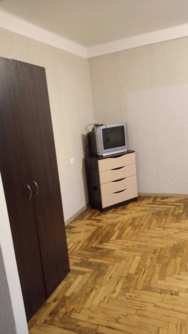 Продается 2-х комн. квартира по ул. Сергея Синенко, ремонт 2