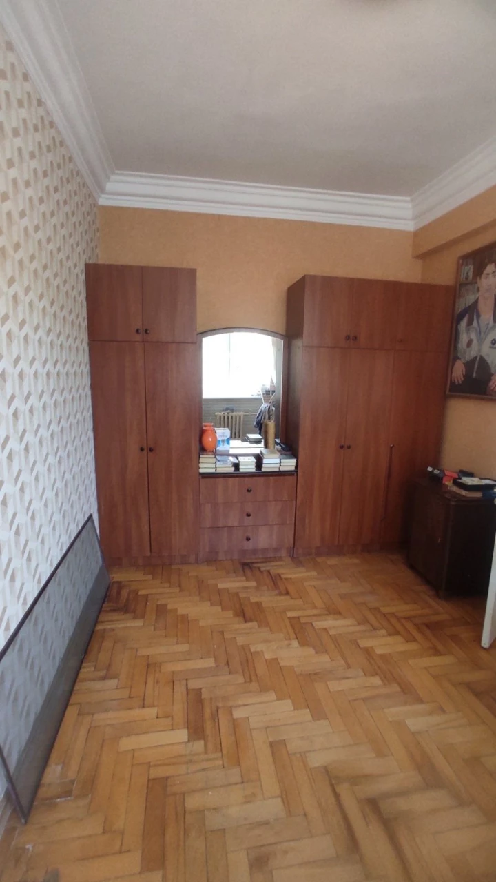 Продається трикімнатна квартира в новобудові