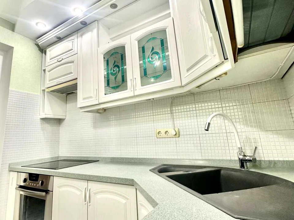 Apartment. Feodosyiska Street, Kyiv