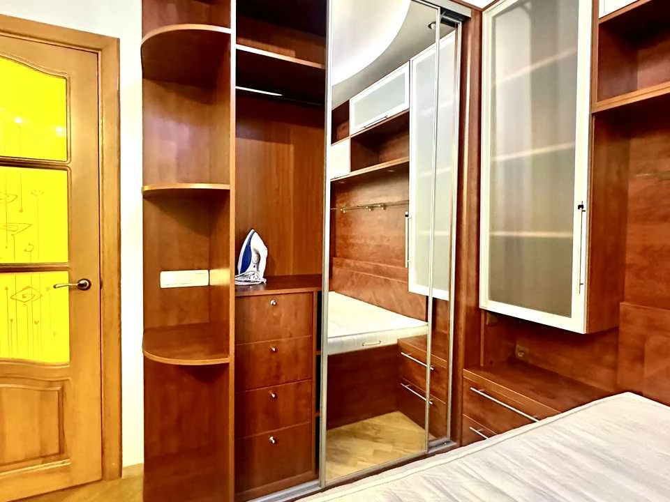 Apartment. Feodosyiska Street, Kyiv