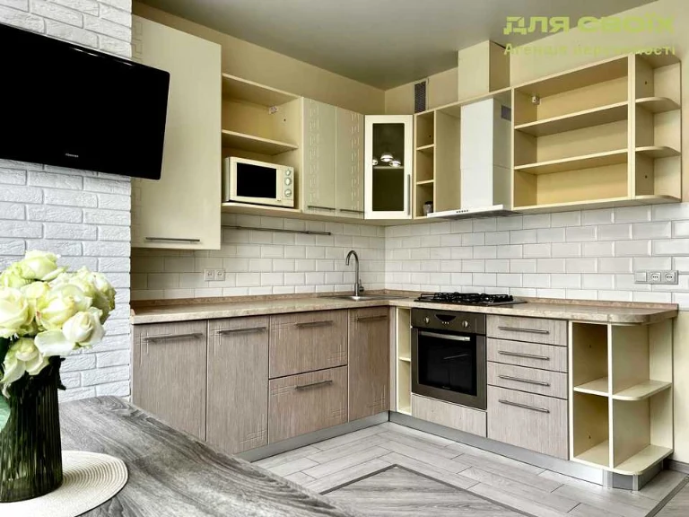 Apartment. Zhuravlina Street, Kyiv