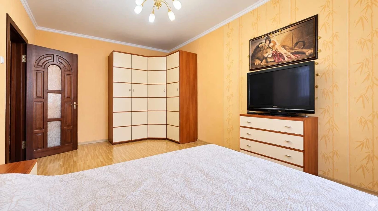 Sale of a 3-room apartment 102 m² at Liskivska St, 28A