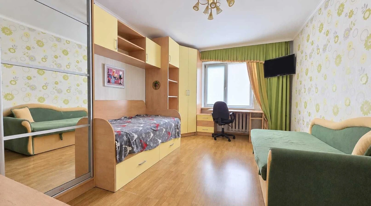 Sale of a 3-room apartment 102 m² at Liskivska St, 28A