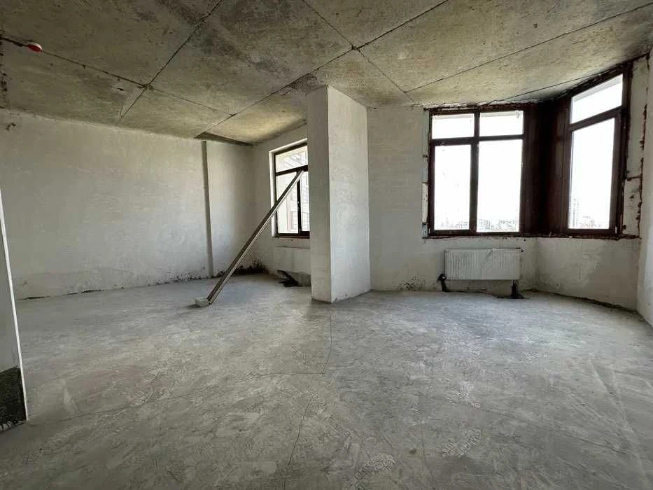 Центр Золоті Ворота Вид на велотрек 3 кімнати 120м² Богдана