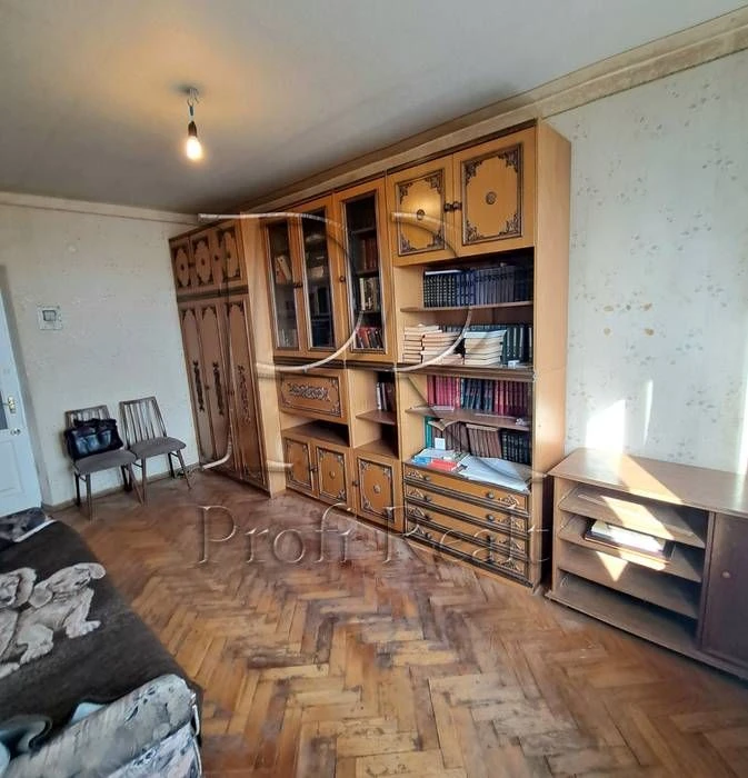 Продаж 3к квартири. м. Лівобережна. Окіпної 3а.Дніпровський