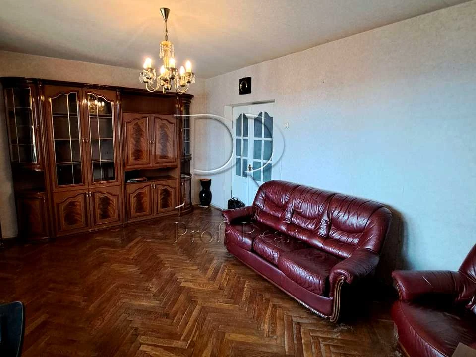 Квартира. Київ, Раїси Окіпної вул.