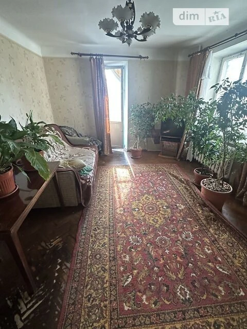 Продаж 3к квартири 69 кв. м на вул. Новопирогівська 27 • ID