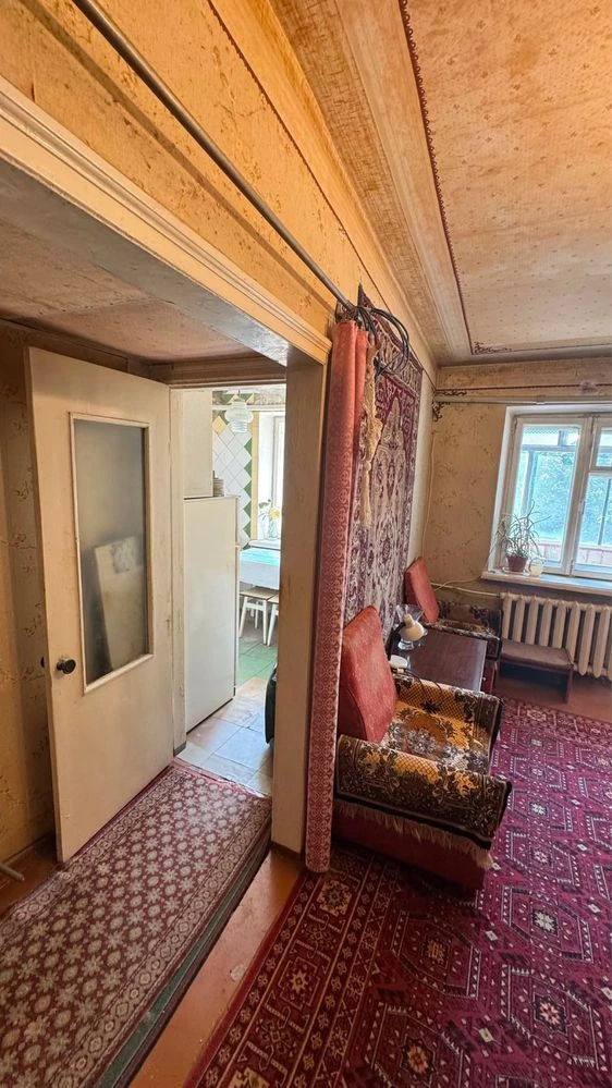 Продається квартира, Дніпро, 12-й квартал