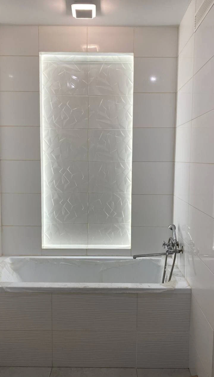 Продається велика 2-кімнатна квартира 80 м² з ремонтом 80% / Висоцького