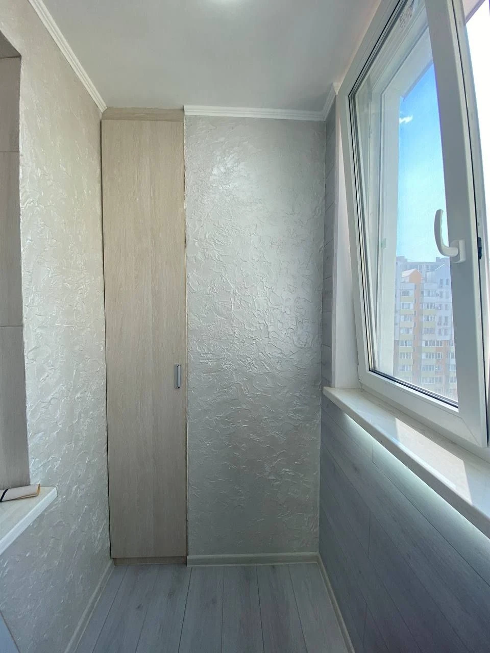 Продається велика 2-кімнатна квартира 80 м² з ремонтом 80% / Висоцького