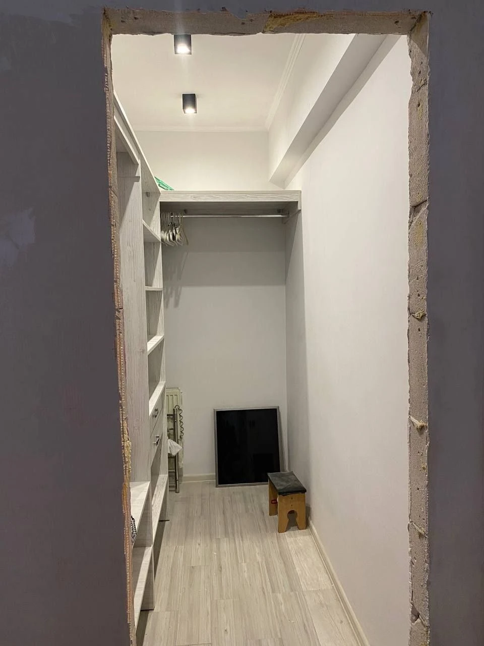Продається велика 2-кімнатна квартира 80 м² з ремонтом 80% / Висоцького