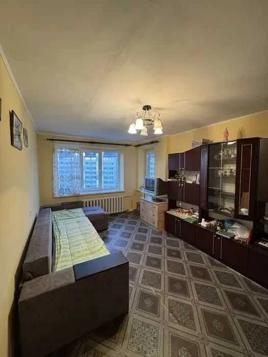 Cheap 2-room apartment for sale