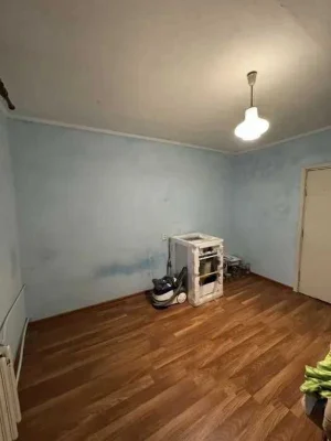 Cheap 2-room apartment for sale