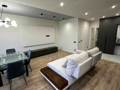 Apartment. Ivano-Frankivsk, Vysochana st.