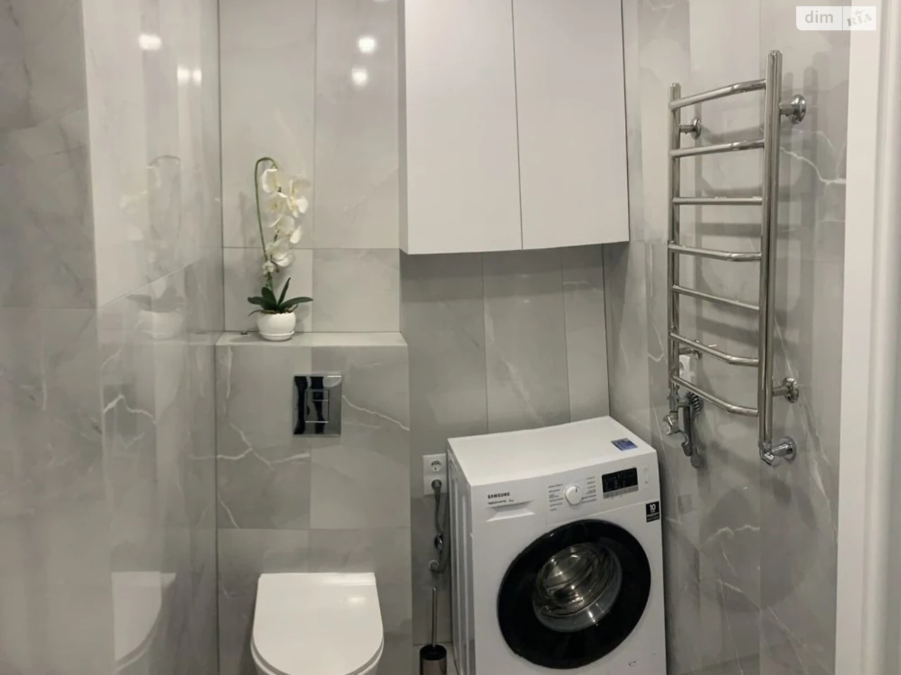 Long-Term Rental Apartment Holosko