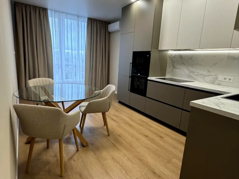 Rent 2-room apartment 49 sq m on the 11th floor