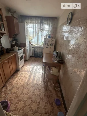 Продаж 3к квартири 69 кв. м на вул. Новопирогівська 27 • ID