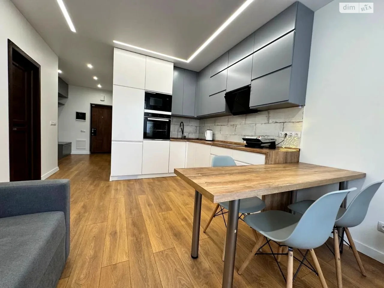 Long-Term Rental Apartment, Zhuliany