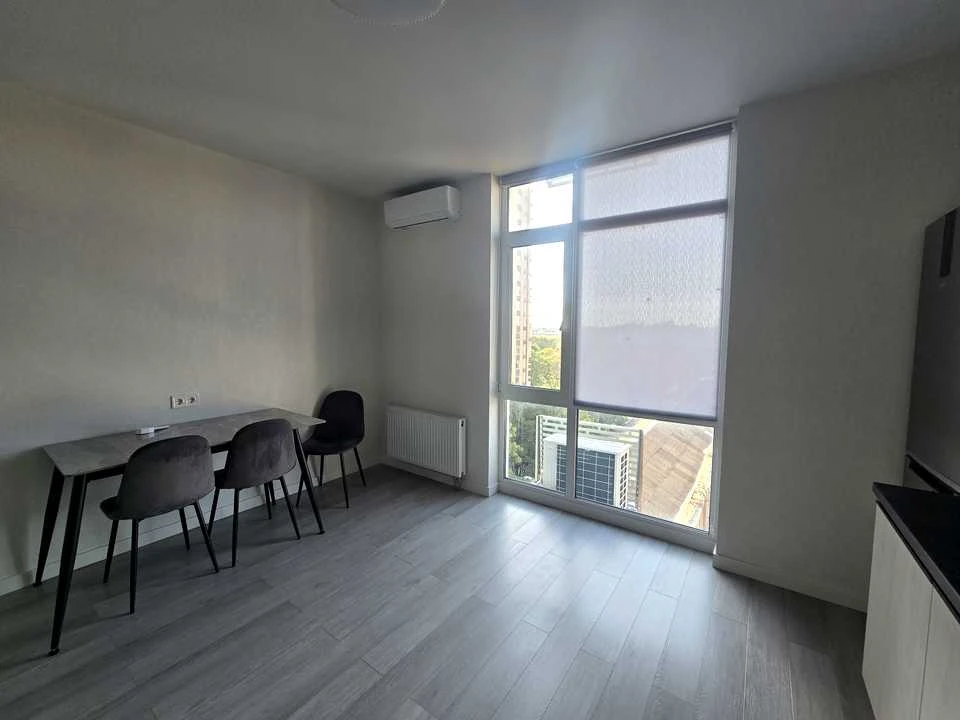 Apartment. Akademika Zabolotnogo Street, Kyiv